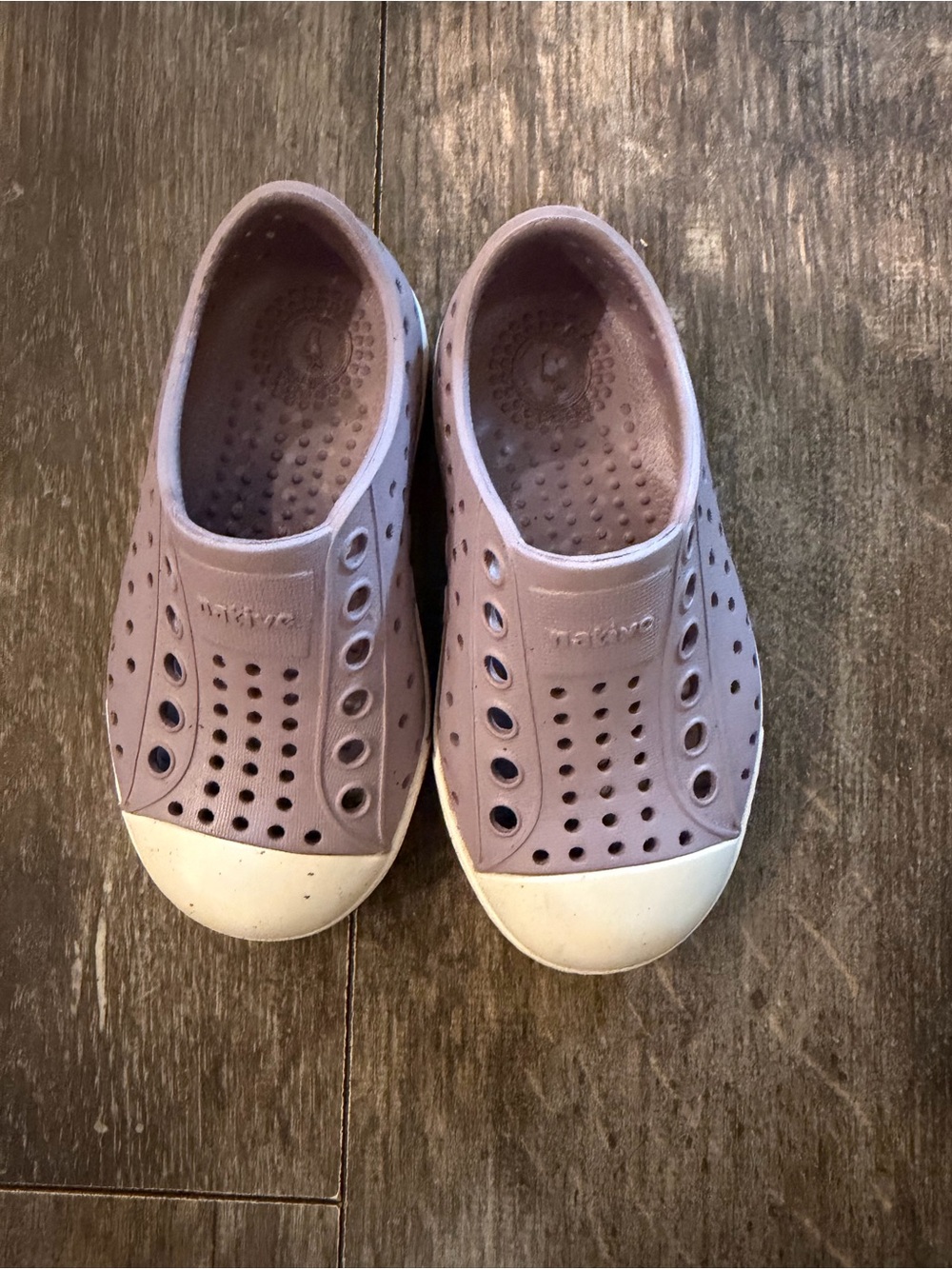 Native Kids Water Shoes in Lavender with White Toe Cap